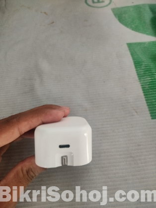 Apple fast charger 20W